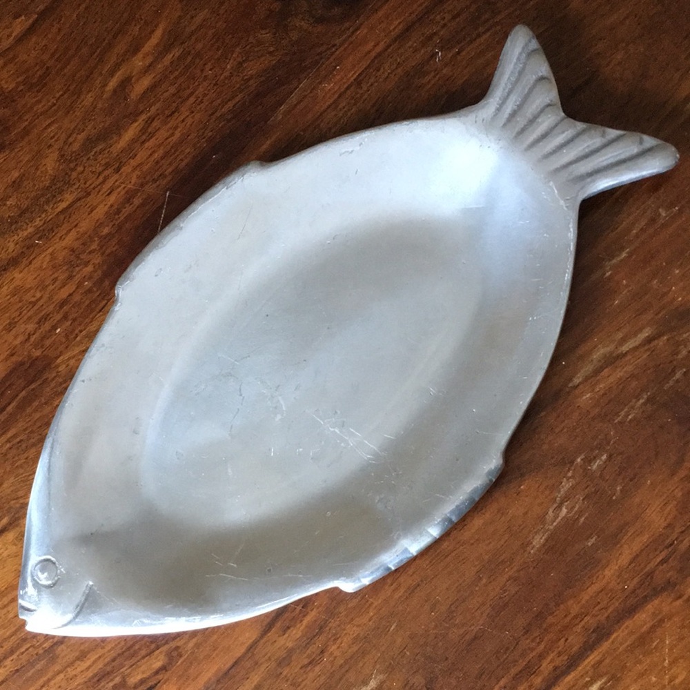Vintage Pewter Fish Plate or Platter YORK Metalcrafters Made in U.S.A.